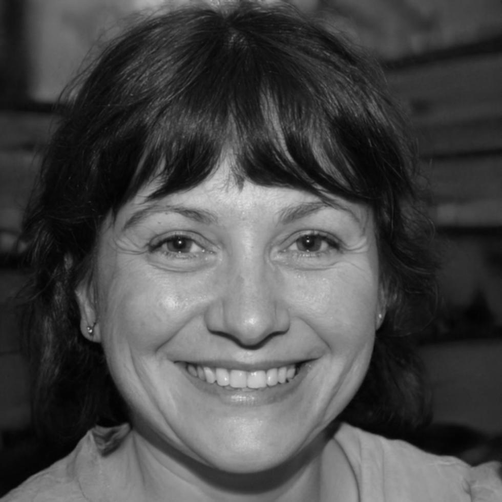 Dr. Rebecca Chen, Economic Analysis Instructor